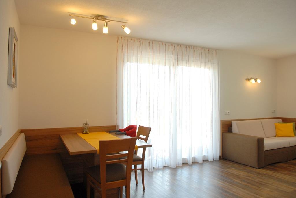 Appartament Eichnerhof Kiens Zimmer foto